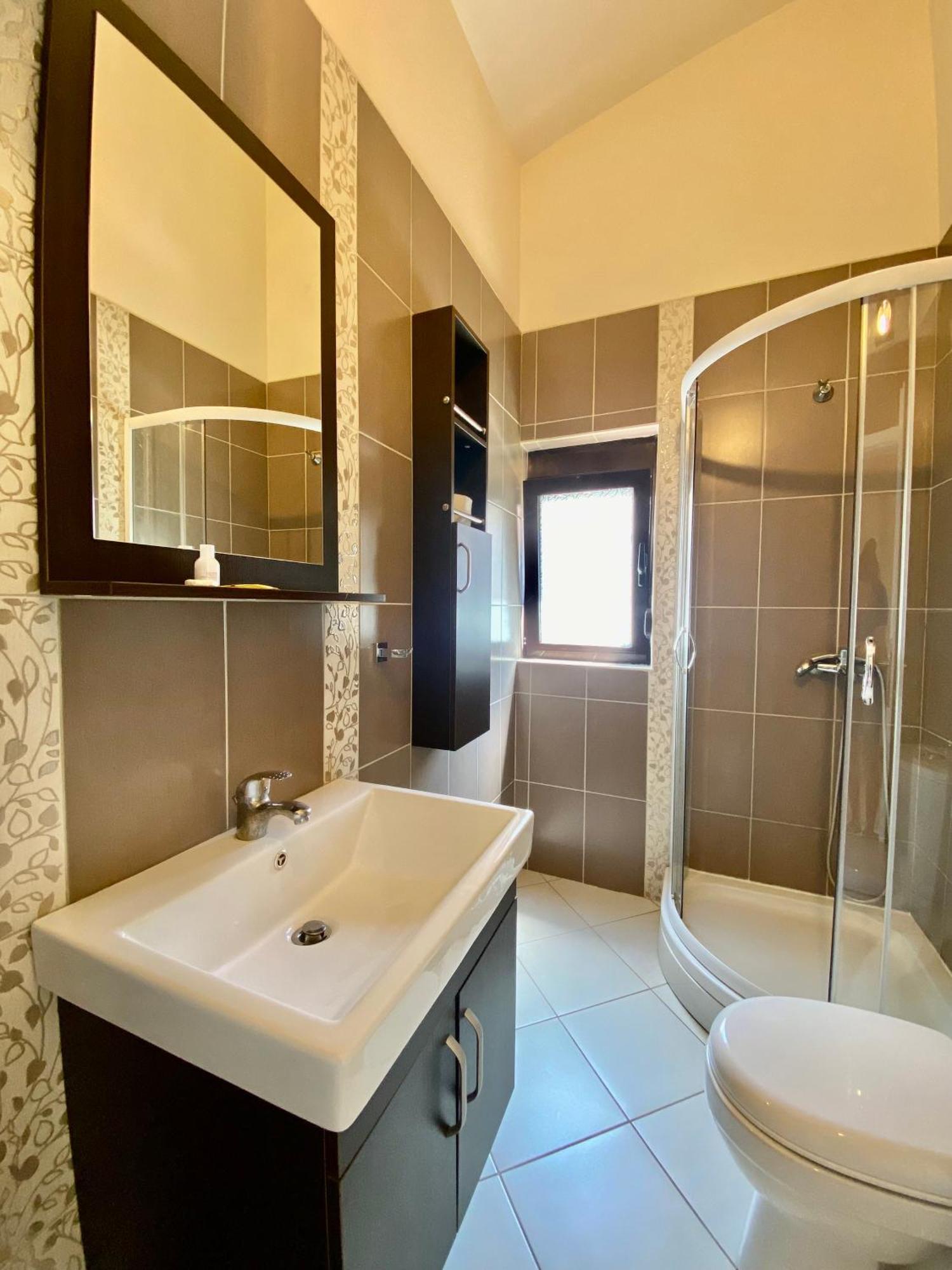 Fimi Apartments Ulcinj Extérieur photo