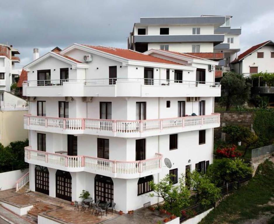 Fimi Apartments Ulcinj Extérieur photo